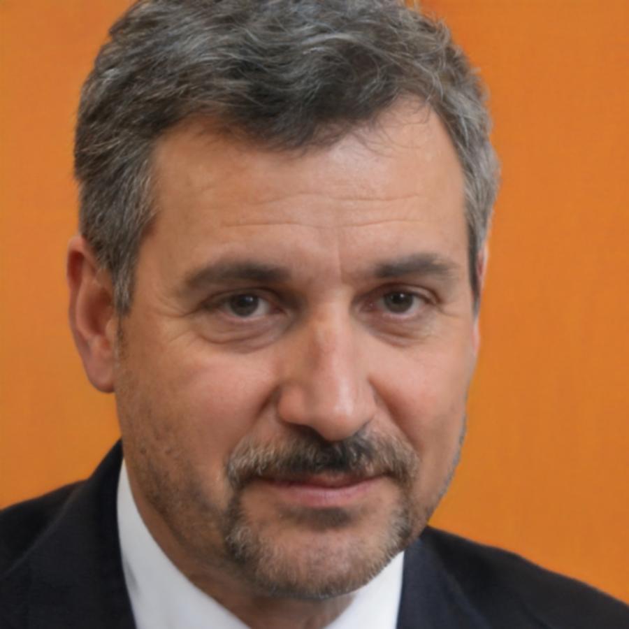 Portrait de Rémi Dubois, spécialiste en finances personnelles